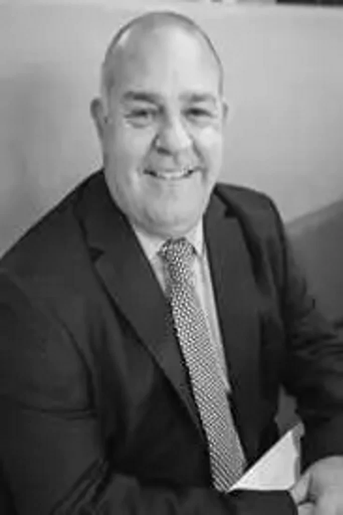 Alan Headshot in Black and White